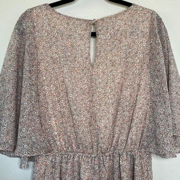 Charming Charlie Pink Wide Sleeve Romper Small - Picture 9 of 11